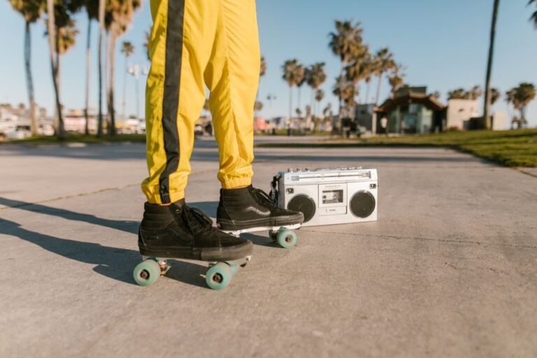 XuanTian fashion news about Travis Barker’s Skate Shoe