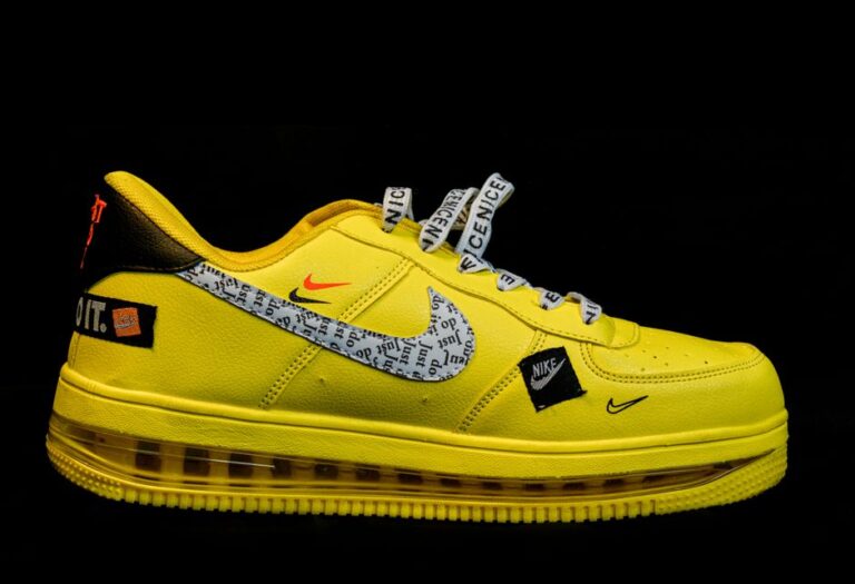 XuanTian fashion news about Nike Goes Full Chanel